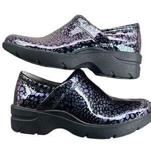Align INDYA Women’s Professional Clogs Patent Leopard Print Size 7.5